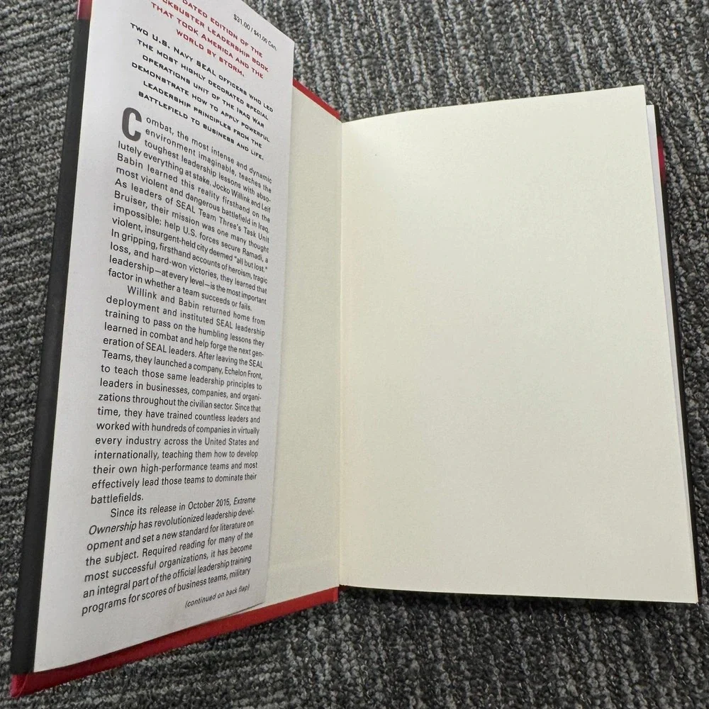 Extreme Ownership How US Navy SEALs Lead and Win Book Jocko Willink Leif Babin‎